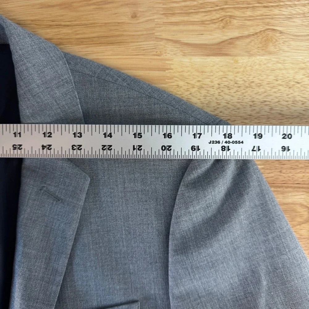 J. Crew Thompson Mens 38 Reg Gray Two Button Wool Blend Blazer Sport Coat FLAW